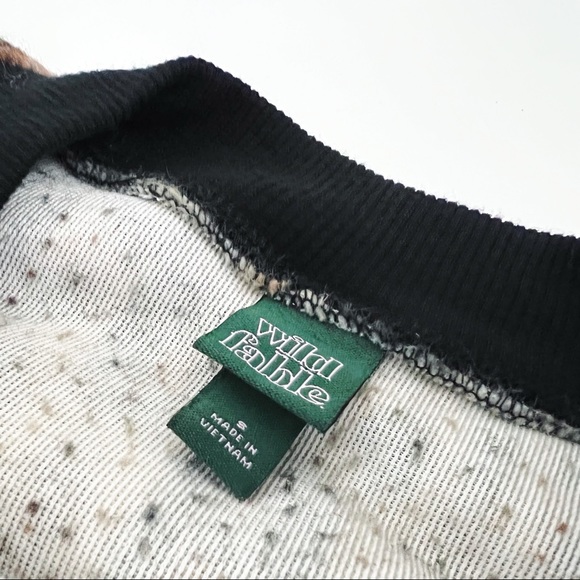 Cropped Faux Fur Leopard Patterned Crewneck | Size S - Picture 10 of 10